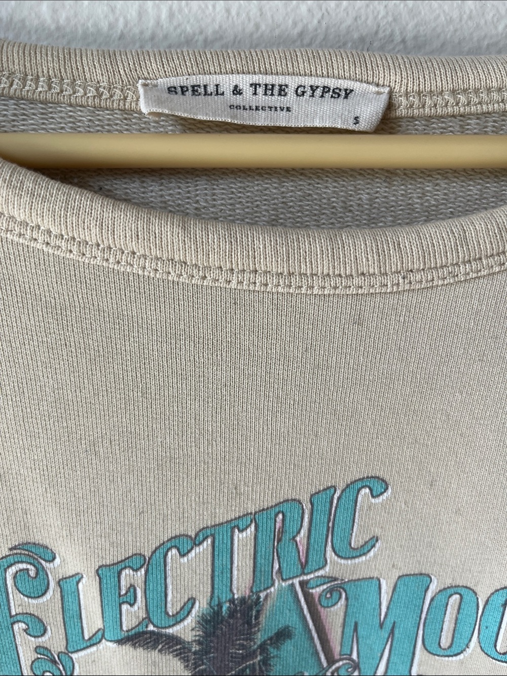 Spell 🦋⭐️ Electric Moon Sloppy Joe sweatshirt in Tapioca sz Small GUC - Picture 6 of 7